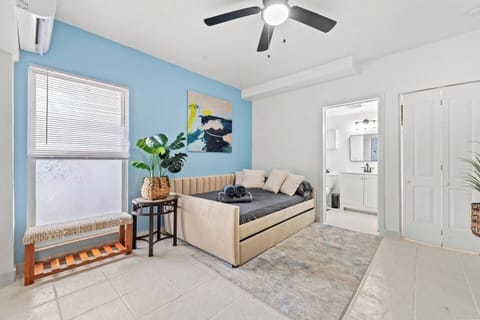 Welcome to your tropical retreat in Little Havana!
