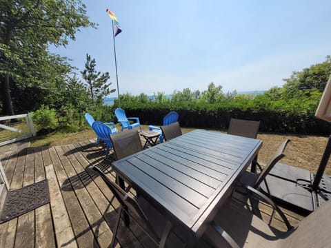 OVERALL:  There is a fun and family-friendly backyard deck with a great view of Lake Michigan!