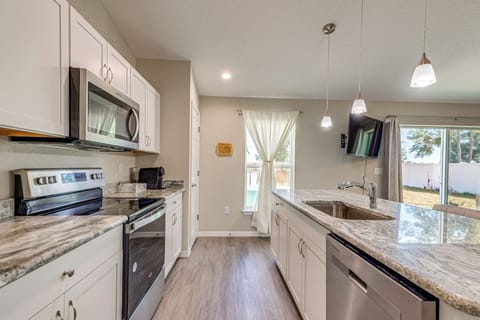 House (1 Bedroom) | Interior