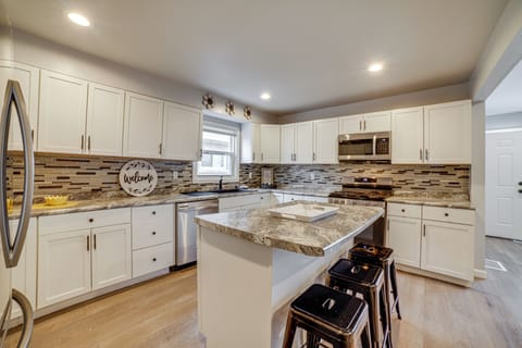 House (3 Bedrooms) | Interior