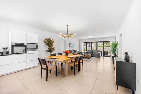 Living and dining area