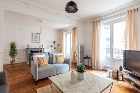 Basic Apartment | Living area | 37-inch Smart TV with digital channels, Netflix, streaming services