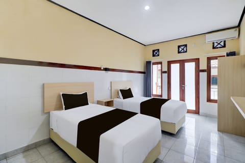 Deluxe Twin Room | Premium bedding, free WiFi, bed sheets