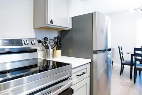 Easy access off kitchen to dining area