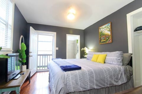 091e65a1 2424 498b a7d0 b1a091cd9858