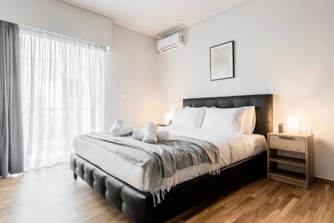 Apartment | 3 bedrooms, desk