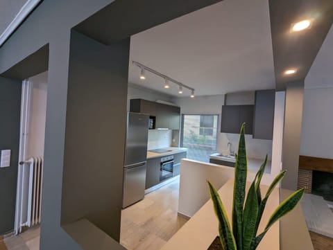 Apartment | 3 bedrooms, desk