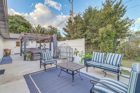 Vero Beach Vacation Rental | 4BR | 2.5BA | 2,800 Sq Ft | 1 Step to Enter