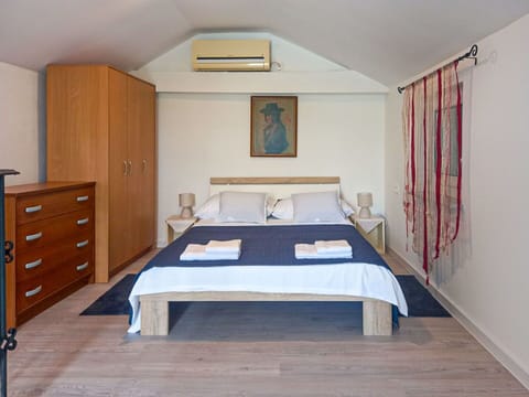 Furniture, Bed, Interior Design, Floor, Bedroom, Flooring, Wood, Room, Bed Sheet, Bedding