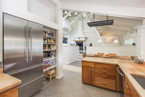 Fully stocked kitchen
