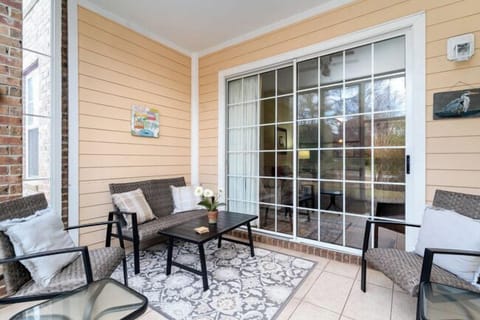 Screened in Porch Sitting Area