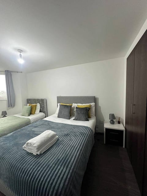 1 bedroom, iron/ironing board, WiFi (free), bed sheets