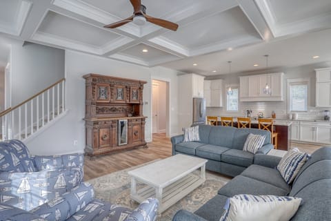 Beverage Cooler/Bar Sink