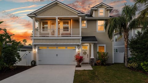 Coastal living at its best – relax, rejuvenate, and refresh in our beachside oasis