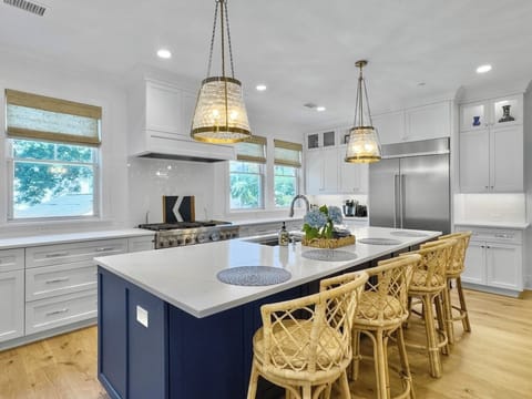 Chef Kitchen Cameron by the Sea | 3203 Cameron Blvd | Isle of Palms, SC | IOP Escapes