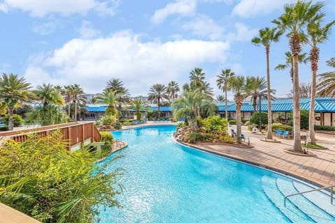 Enjoy the Palms 11,000 sq ft of Pools and Kiddie Park - The Largest in Destin!