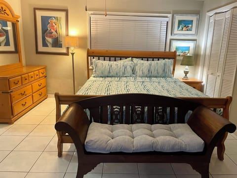King-size Bed