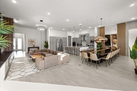 4061 Sonoma Blvd (8).jpg