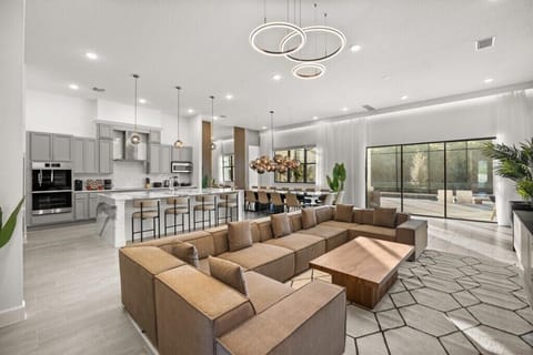 4061 Sonoma Blvd (2).jpg