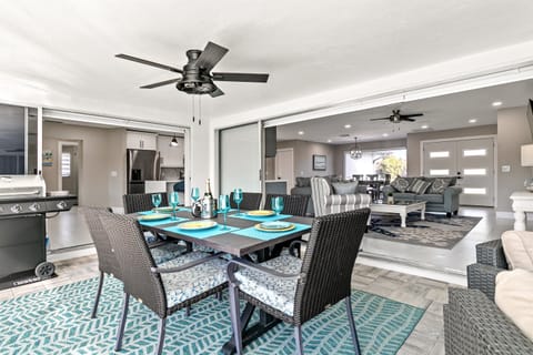 Indoor and outdoor dining
