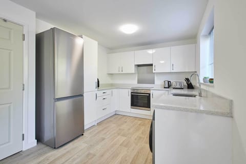 Aronora Guest House, Blaydon - Host & Stay