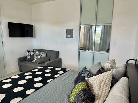 Bed 1