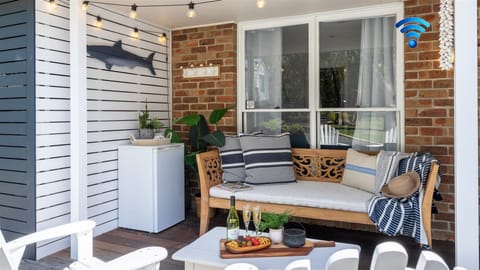 Burra Beach Shack | Outside entertaining