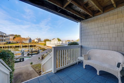 Ocean City Vacation Rental | 1BR | 1.5BA | 602 Sq Ft | 7 Steps Required to Enter