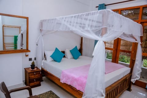 Deluxe Double Room, Balcony | Soundproofing, iron/ironing board, free WiFi