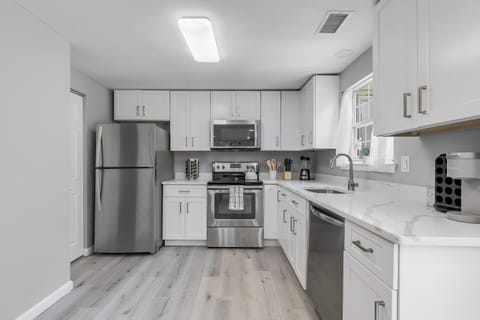 Fully equipped kitchen