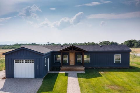 Enjoy your time in Teton Valley staying in this beautiful brand-new home, with a wonderful open layout to enjoy the company of friends and family.