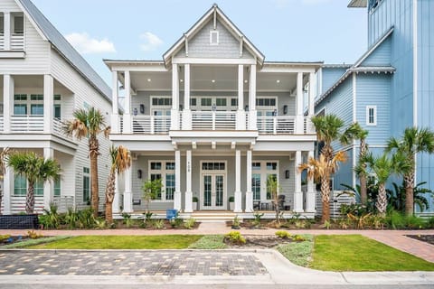 Welcome to Pelican Place!
