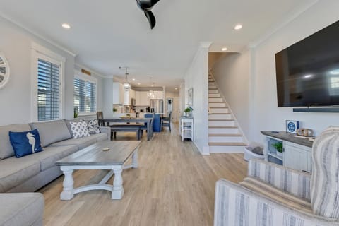 Serendipity-Main Living Area