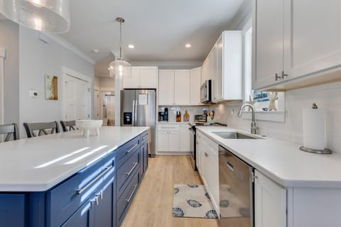 Sweet Carolina-large-014-033-Kitchen-1500x1000-72dpi