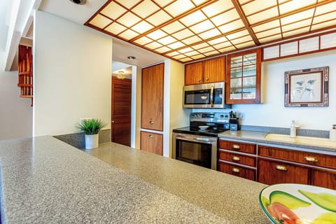 Lots of counter space to prepare meals