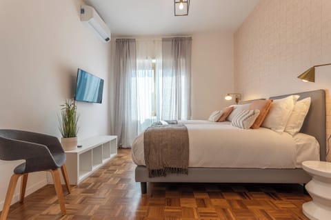 2 bedrooms, iron/ironing board, free WiFi