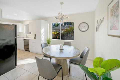 Dining area for 4 with plenty of natural light