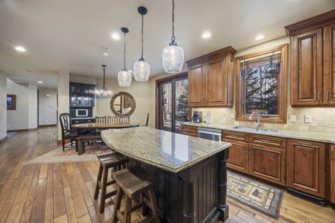 Kitchen: Drip coffee maker, Sub-Zero fridge, Wolf oven, cooking utensils