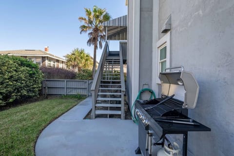 Backyard grill and patio for outdoor cooking