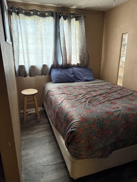 Iron/ironing board, free WiFi