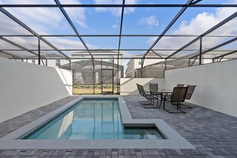 Pool / Patio Seating