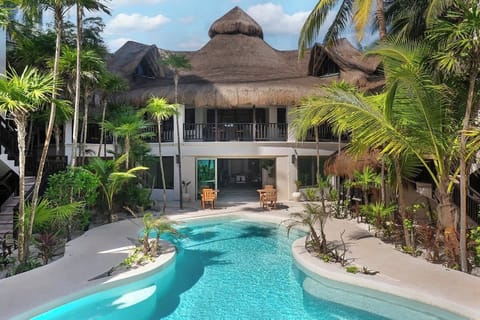 Stunning pool