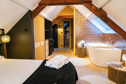 Comfort Apartment, Garden View | 1 bedroom, individually decorated, individually furnished, free WiFi