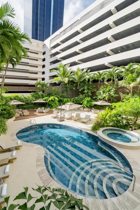 Outdoor pool, pool umbrellas