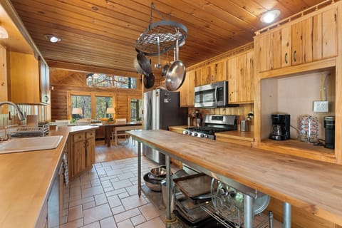 Kitchen | Fully Equipped | Cooking Basics | Coffee Maker