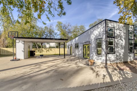 Vacations Feel Better at Middle Home