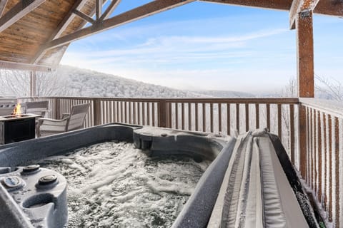 Hot Tub on the Covered Deck