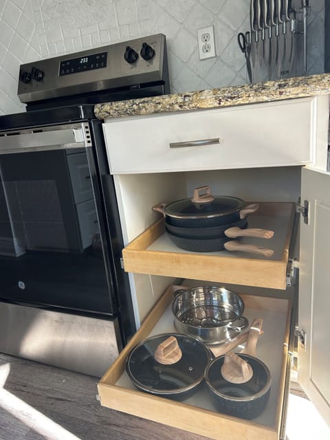 Lots of cookware to make your favorite meals