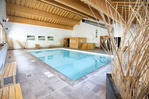 Holiday Home Swimming Pool