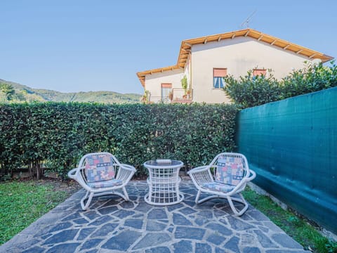 Outdoor Furniture, Garden, Shade, Landscaping, Chair, Backyard, Outdoor Table, Eco Hotel, Swimming Pool, Fence